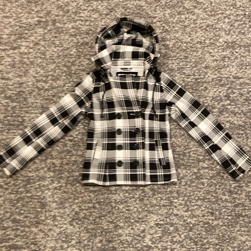 Fleece out by Maria Dionisiou white and black, xs jacket